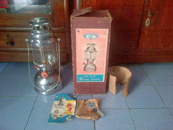 LAMPU PETROMAK ANTIK MERK EYEBRAND