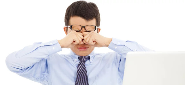 4 Kebiasaan di Kantor yang Tidak Menyehatkan