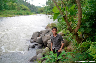 Batu Dinding Kilo Tiga, Amurang - Minahasa Selatan