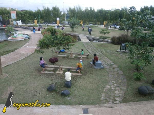 &#91;CoC Regional: Lokasi Wisata&#93; Taman Balai Kemambang Karangkobar Dekat Paduka FM