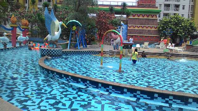 Marcopolo Serpong. Taman Air yang menyenangkan namun berbahaya