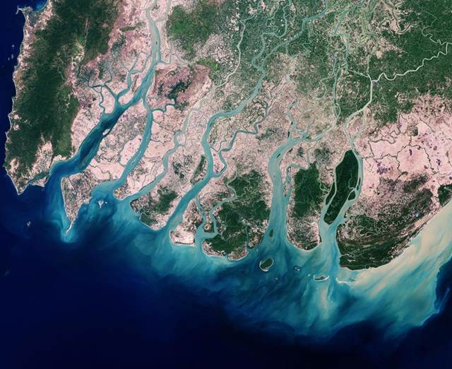 Tempat-tempat &quot;Menakjubkan&quot; seluruh Dunia dilihat dari Satelit