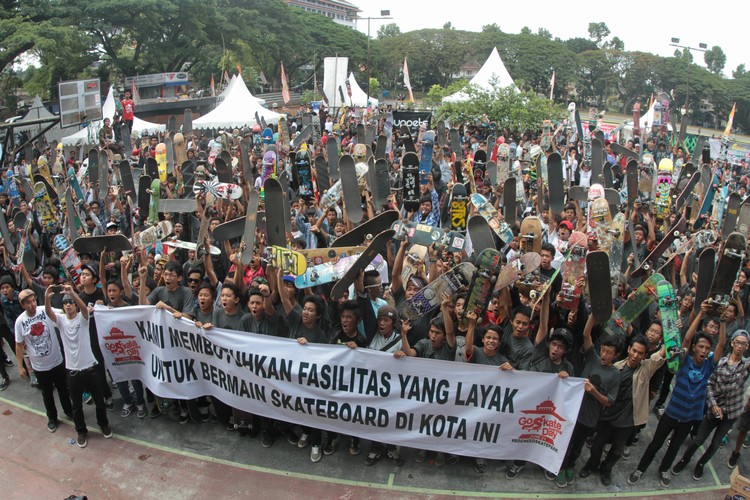 zaman sekarang ga seindah dulu