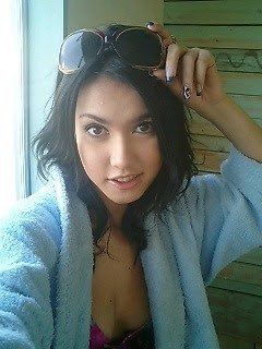 Foto Maria Ozawa a.k.a MIYABI narsis dari Ponsel nya