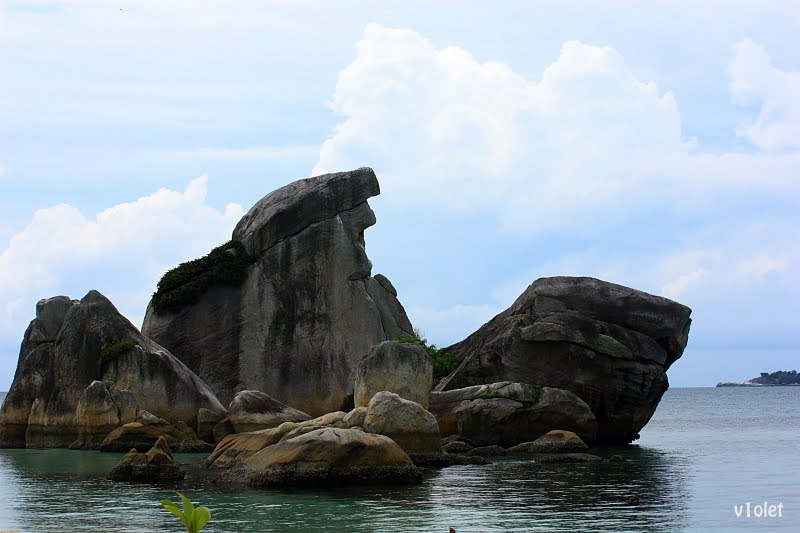 Lima Pantai 'Romantis' di Indonesia
