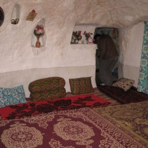 Rumah Paling Tua di Dunia gan,,umurnya udah sekitar 700tahun,,mantep gan