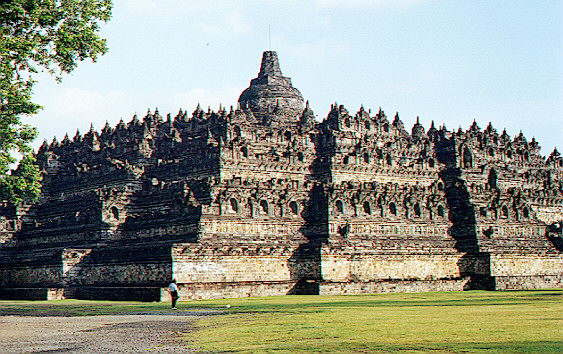 Borobudur dan Sendratari Ramayana Terima Sertifikat Rekor Dunia Guinness