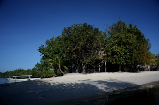Pulau Poya Lisa, Surga Kecil yang Tidak Tertera di Peta 