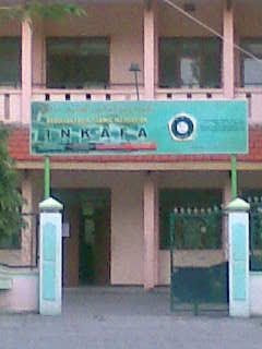 96589827-kolom-pelajar-9786-dan-mahosiswa-rg-98279668