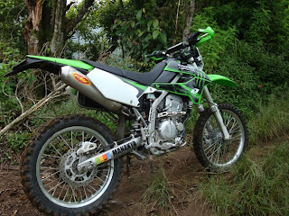 Tips Memilih Motor Trail yang cocok buat Agan2