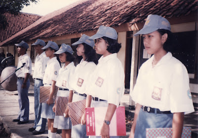 transformasi gaya seragam sekolah sma