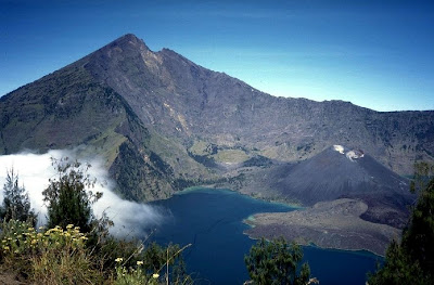 Inilah Bukti Gunung Terus Bergerak !