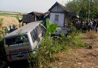 Pendeta dan Supir Bus Disurga