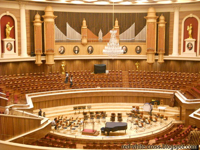 Aula simfonia jakarta, the first indonesian concert hall!!!