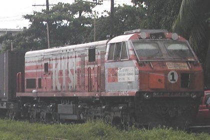 Masih dalam rangka mudik lebaran, Wajib bangga gan sama kereta api indonesia