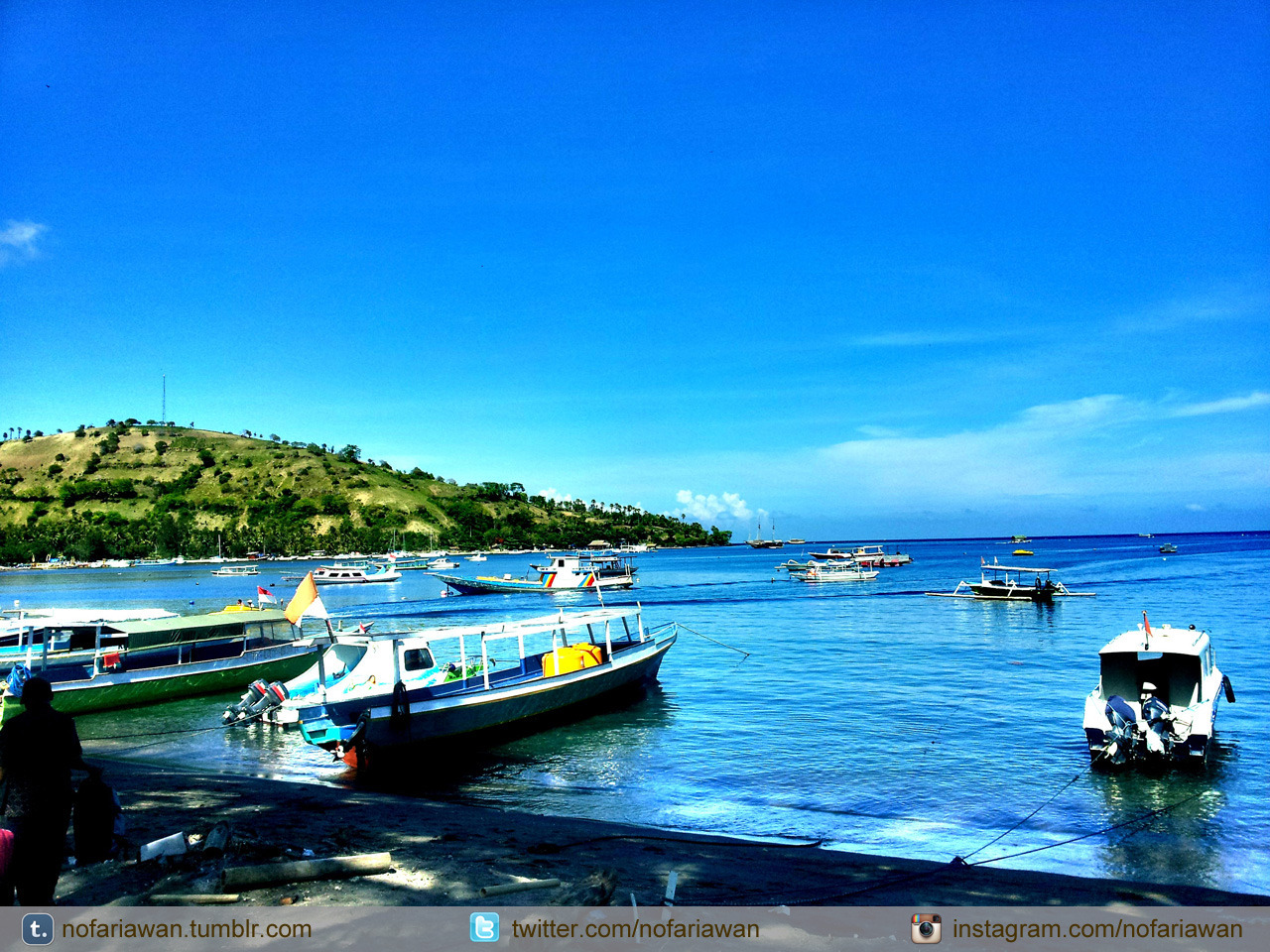 Andrography - Lombok dari Jepretan Kamera HP