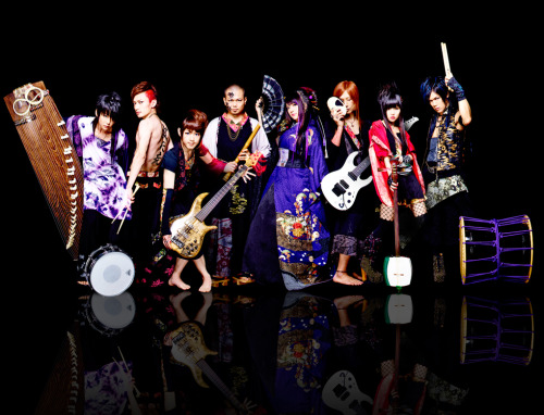 Wagakki Band with Yuko Suzuhana (Traditional Japanese Instrument Band)