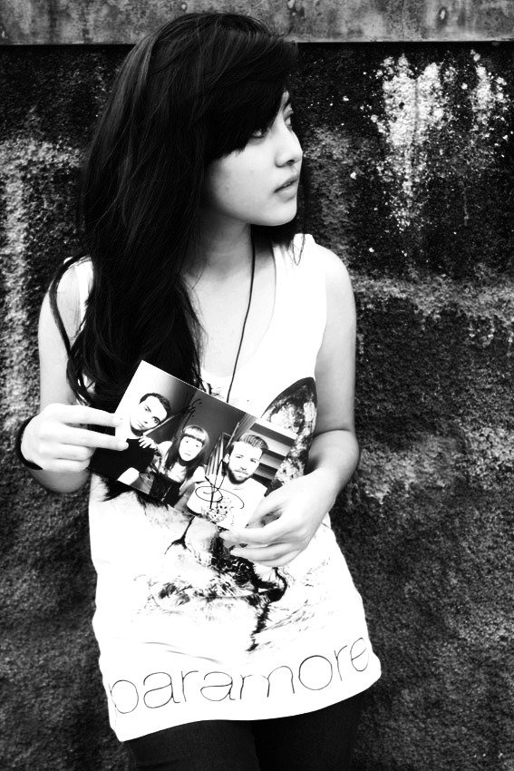 vocalist band REVARA - Vira Razak &#91;IGO&#93; 