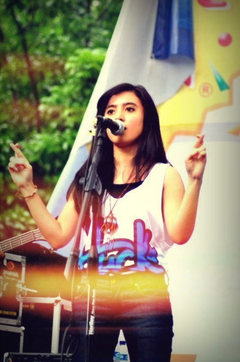 vocalist band REVARA - Vira Razak &#91;IGO&#93; 