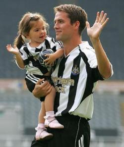 Apa Kabar Michael Owen Sekarang?? Tampang Baru Michael Owen.. Sangar Gan!!!