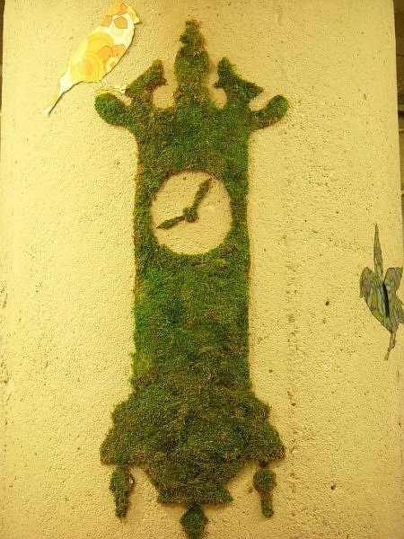 MOSS GRAFFITI,Seni Graffiti yang Terbuat dari Lumut !