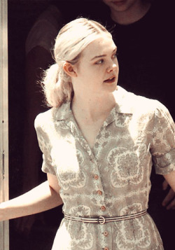 elle-fanning--edited-pict-or-not-allowed-here