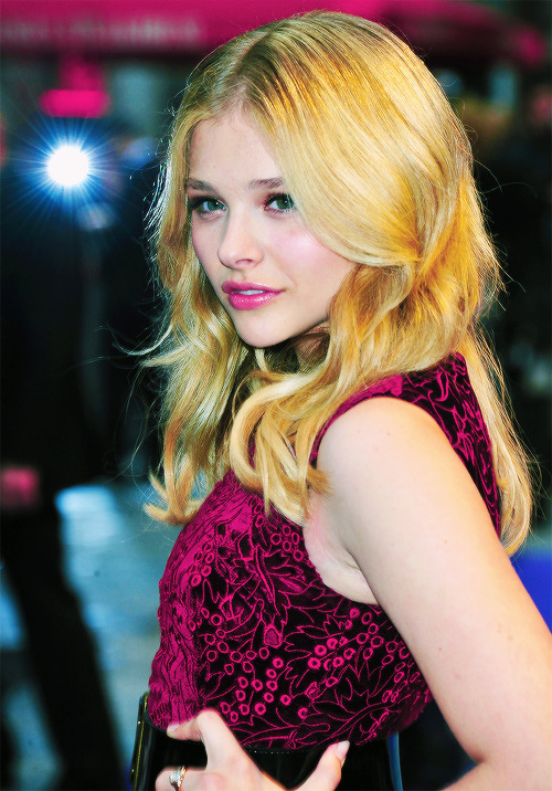 &#91;Cuci Mata Inside No BB&#93; Foto foto+gifs CHLOE GRACE MORETZ !