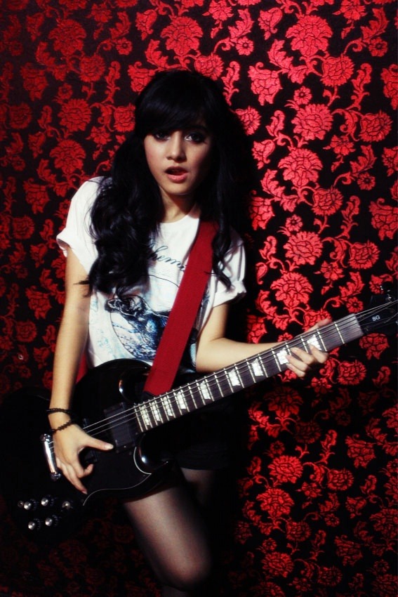 vocalist band REVARA - Vira Razak &#91;IGO&#93; 