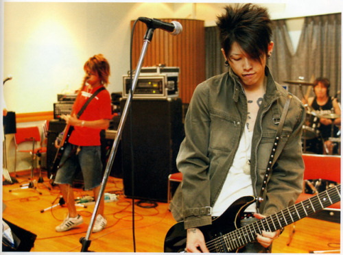 &#38597;-miyavi-