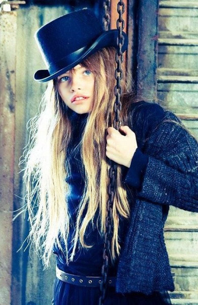 Agan kenal Thylane Lena-Rose Blondeau? Model cantik dari kecil hingga remaja