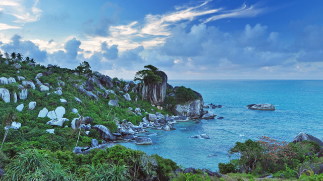 Tidak hanya konflik, Pulau Natuna Juga punya keindahaan wisata yang tiada duanya