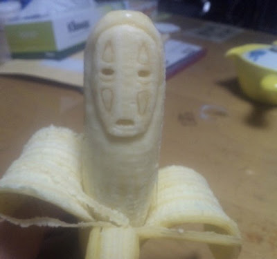 Seni Ukir Dari Pisang. UNIK gan Pict++