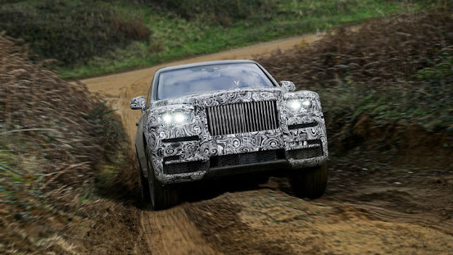 Rolls Royce Cullinan, SUV Mewah Terkeren Saat ini