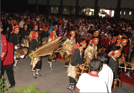 &#91;CoC Regional: Kesenian&#93; Ramenya Gak Ketulungan, Kentongan Banyumasan