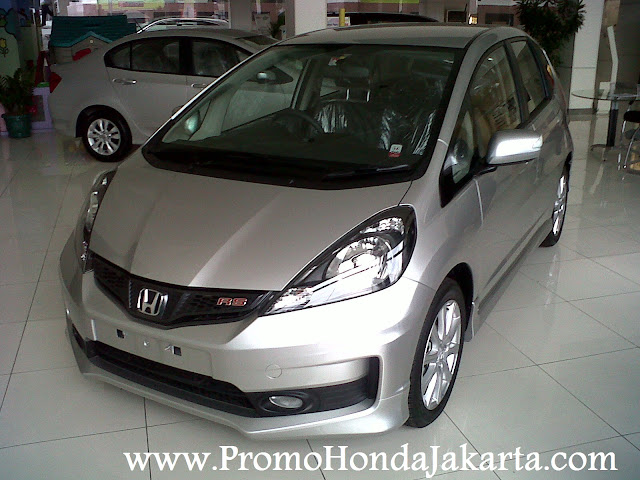 PROMO KREDIT HONDA JAZZ RS 2013 TERMURAH SEJAKARTA