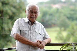 5 Pemikiran Gila Bob Sadino yang Membuatnya Menjadi Orang Sukses dan Kaya Raya!