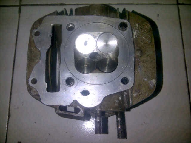 drag-race---balap-liar---taruhan-khusus-motor-bukan-mobil