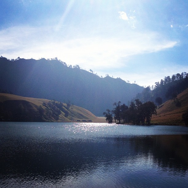 Gunung Semeru Puncak Tertinggi Jawa