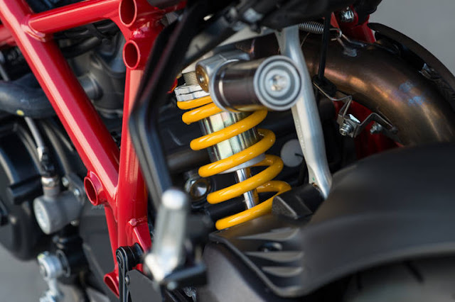 Ducati Streetfighter 848, Naked Bike Ducati dengan Tampilan Keren