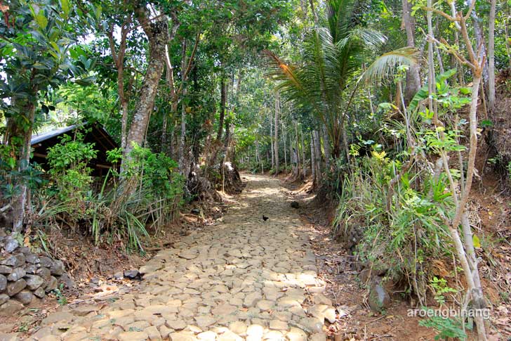 &#91;CoC Regional: Lokasi Wisata&#93; Makam Panembahan Kalibening