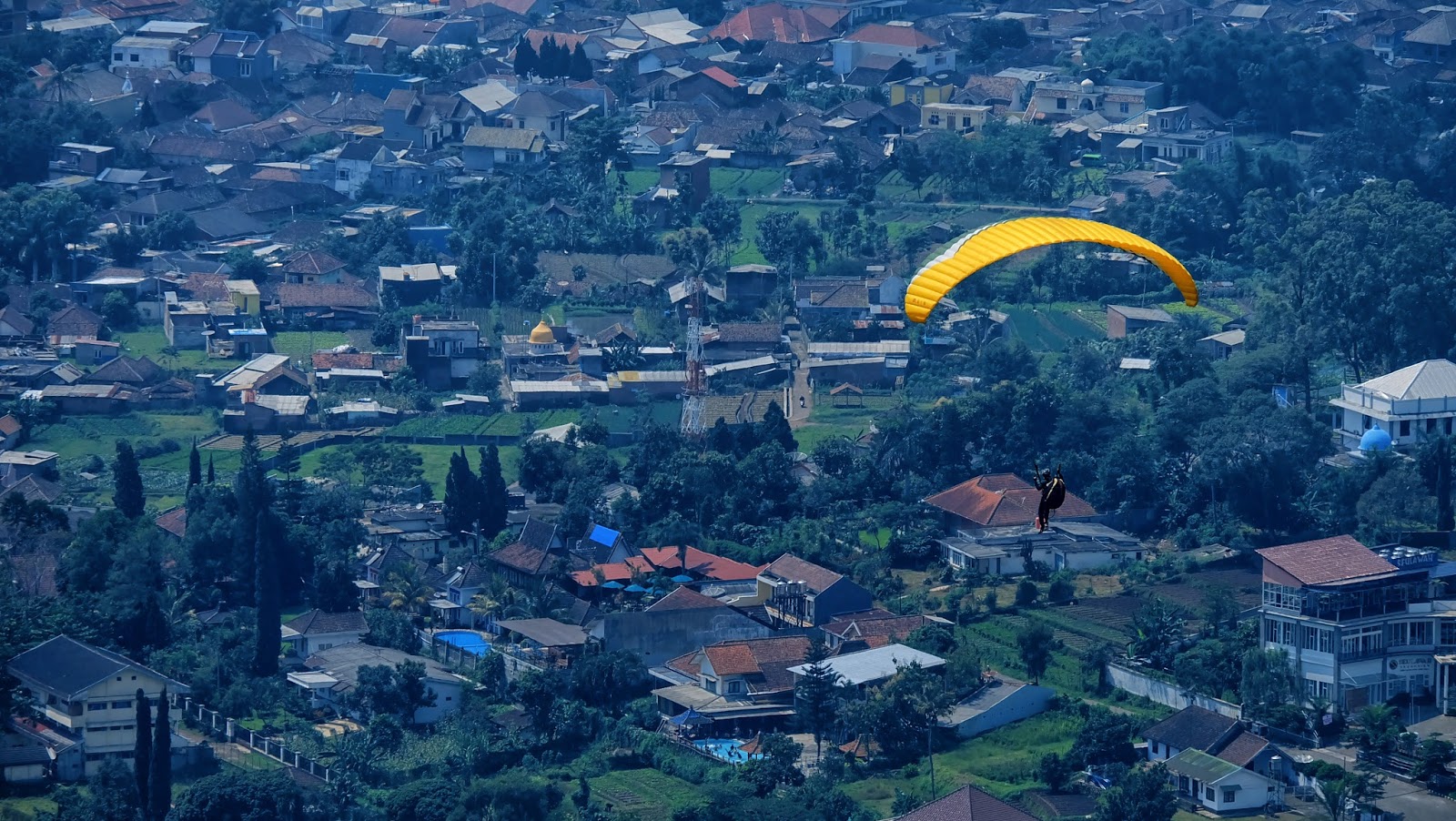 Sensasi Menikmati Kota Batu dari Ketinggian