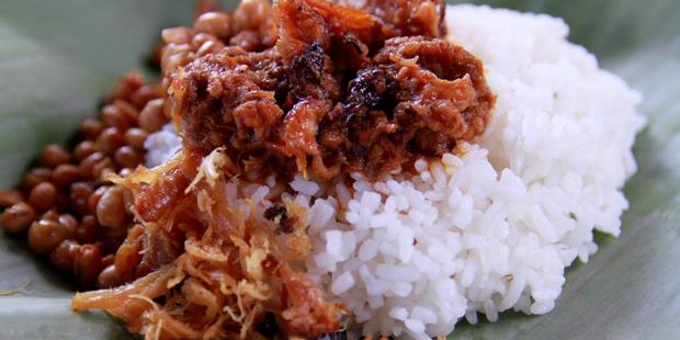 Nasi Balap Puyung, Kuliner Pedas Khas Pulau Lombok