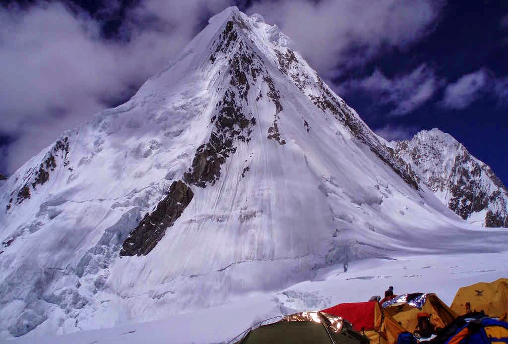 14 Gunung Paling Mematikan Didunia