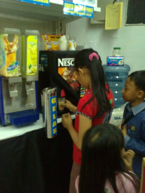 Makanan dan Minuman GRATISS