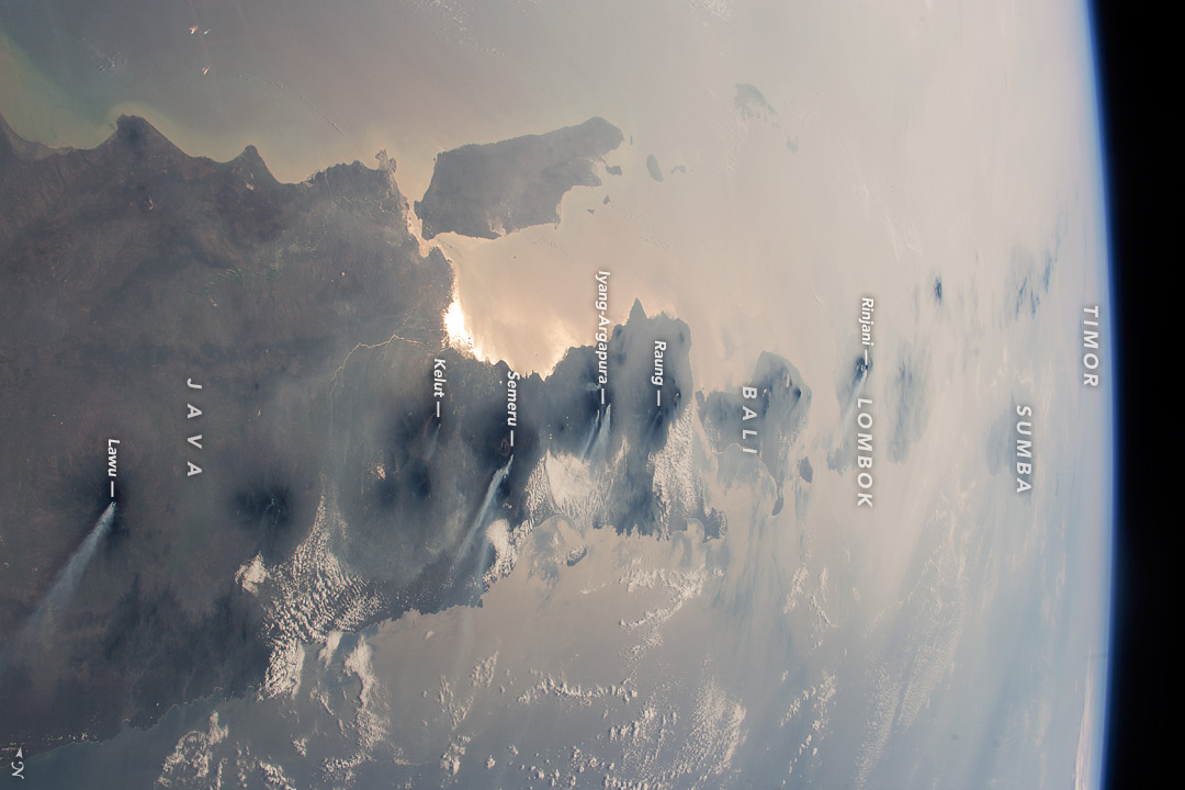 Foto Kepulauan Indonesia dari ISS, NASA