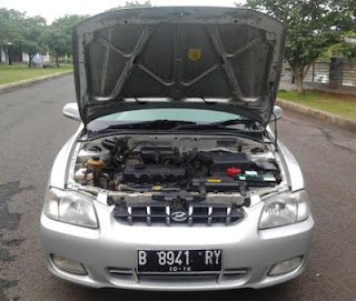 Hyundai Verna GLS AT Th'2002/2001 Silver Met Pjk Br, siap pakai!