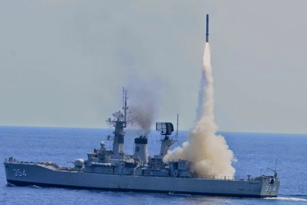 TNI AL Show Force Rudal Yakhont