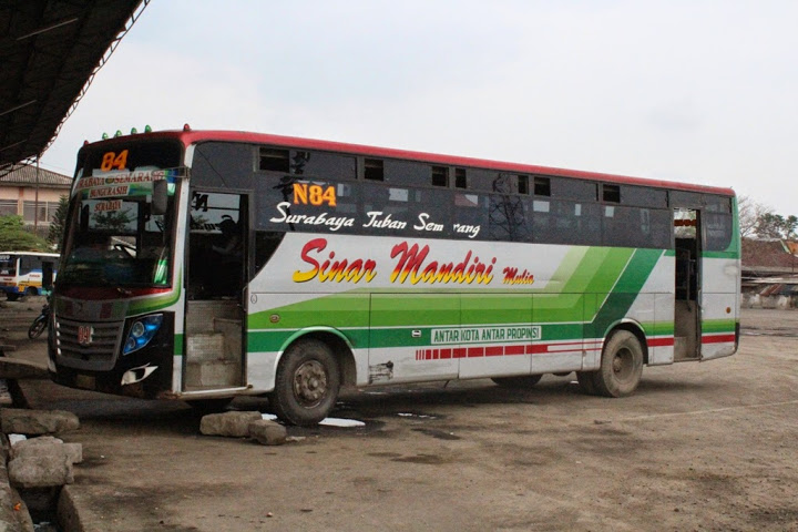 Mari Mengenal Kelakuan Bus di Jalan