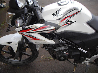 hosticus--honda-cb150r-streetfire-on-kaskus