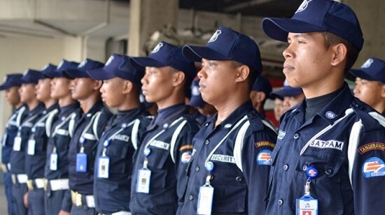 8 Pekerjaan yang Sering Dianggap Remeh, Padahal Sangat Berjasa!